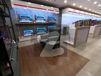 کلفٹن ۔ بلاک 8 کلفٹن,کراچی میں 9 مرلہ دکان 31.0 کروڑ میں برائے فروخت۔