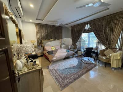 Beautiful Like Brand New Solid House