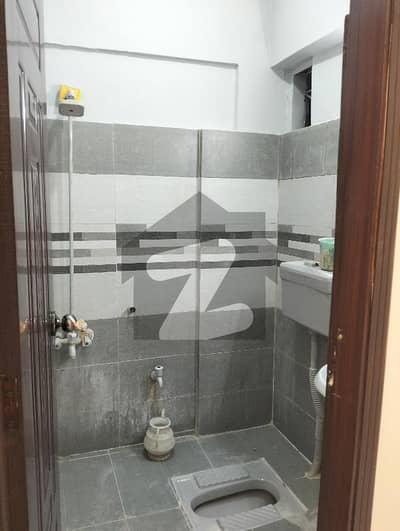 گلشنِ اقبال - بلاک 2 گلشنِ اقبال,گلشنِ اقبال ٹاؤن,کراچی میں 2 کمروں کا 3 مرلہ فلیٹ 55.0 لاکھ میں برائے فروخت۔