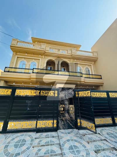 ملٹری اکاؤنٹس ہاؤسنگ سوسائٹی لاہور میں 6 کمروں کا 8 مرلہ مکان 3.0 کروڑ میں برائے فروخت۔