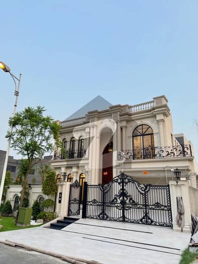 ڈی ایچ اے فیز 6 ڈیفنس (ڈی ایچ اے),لاہور میں 5 کمروں کا 1 کنال مکان 3.45 لاکھ میں کرایہ پر دستیاب ہے۔