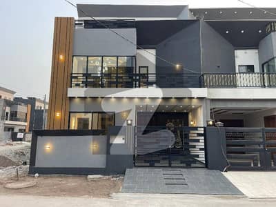 5 MARLA HOUSE AVAILABLE FOR SALE