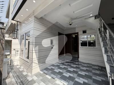 5 Marla Brand New House For Sale