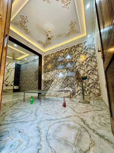 ایڈن بولیوارڈ ہاؤسنگ سکیم کالج روڈ,لاہور میں 5 کمروں کا 5 مرلہ مکان 2.35 کروڑ میں برائے فروخت۔ ایڈن بولیوارڈ ہاؤسنگ سکیم کالج روڈ,لاہور میں 5 کمروں کا 5 مرلہ مکان 2.35 کروڑ میں برائے فروخت۔