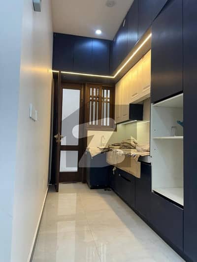 100 Yards Bungalow For Rent