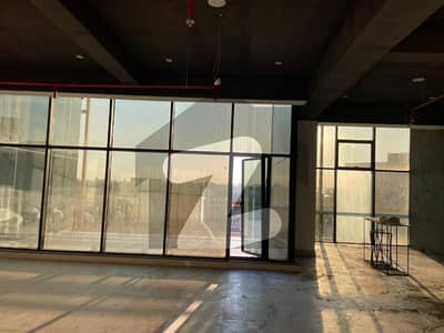 آئی ۔ 8 اسلام آباد میں 4 مرلہ دفتر 3.3 لاکھ میں کرایہ پر دستیاب ہے۔