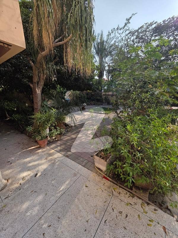 500 Yards Well Maintained House At Phase 5 500 Yards Well Maintained House At Phase 5