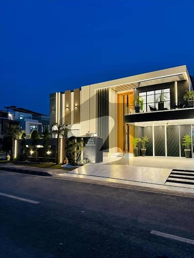 ULTRA-LUXURY CORNER HOUSE | CLASSIC ELEVATION  Fully Furnished House   Royal Orchard  Multan  24 Marla Double Story House for Sale   A beautifully designed 24 Marla luxury residence located at one of the most prime locations of the area.