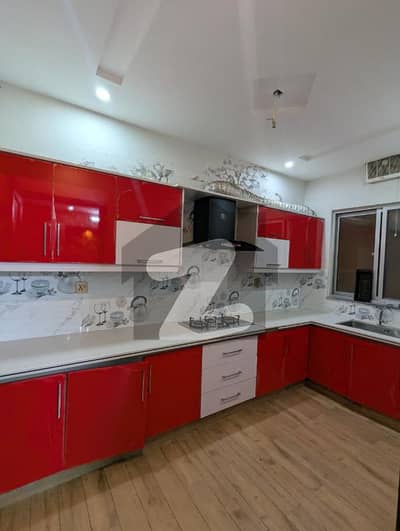 لیک سٹی رائیونڈ روڈ,لاہور میں 6 کمروں کا 7 مرلہ مکان 3.05 کروڑ میں برائے فروخت۔ لیک سٹی رائیونڈ روڈ,لاہور میں 6 کمروں کا 7 مرلہ مکان 3.05 کروڑ میں برائے فروخت۔