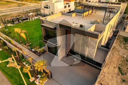 ڈی ایچ اے فیز 7 - بلاک آر فیز 7,ڈیفنس (ڈی ایچ اے),لاہور میں 5 کمروں کا 2 کنال مکان 25.0 کروڑ میں برائے فروخت۔