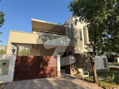 بحریہ ٹاؤن - پریسنٹ 1 بحریہ ٹاؤن کراچی,کراچی میں 3 کمروں کا 11 مرلہ مکان 52.0 ہزار میں کرایہ پر دستیاب ہے۔