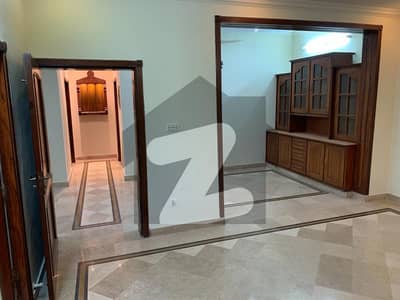 آئی ۔ 8 اسلام آباد میں 6 کمروں کا 12 مرلہ مکان 12.0 کروڑ میں برائے فروخت۔