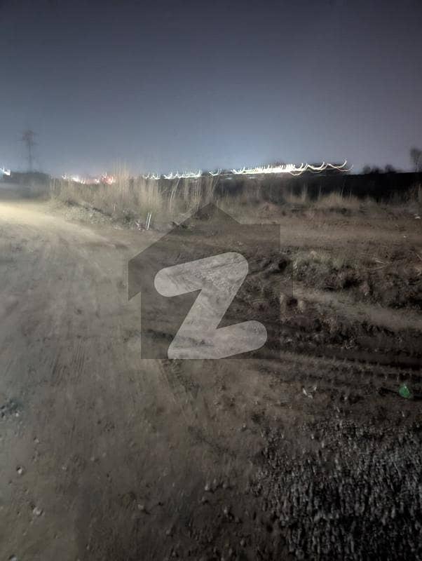 راوت انڈسٹریل اسٹیٹ راولپنڈی میں 2 کنال صنعتی زمین 2.2 کروڑ میں برائے فروخت۔ راوت انڈسٹریل اسٹیٹ راولپنڈی میں 2 کنال صنعتی زمین 2.2 کروڑ میں برائے فروخت۔