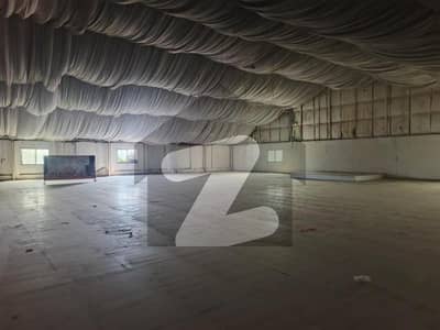 برکی روڈ کینٹ,لاہور میں 2 کنال گودام 5.5 لاکھ میں کرایہ پر دستیاب ہے۔