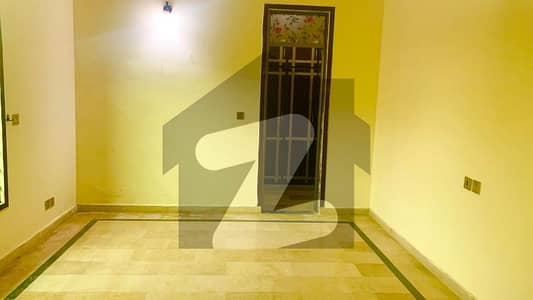 بنی گالہ اسلام آباد میں 2 کمروں کا 15 مرلہ زیریں پورشن 58.0 ہزار میں کرایہ پر دستیاب ہے۔