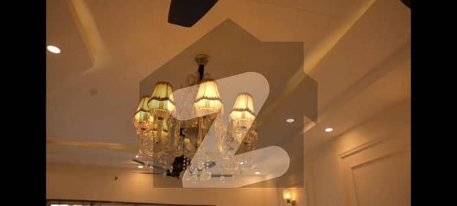 ڈی ایچ اے فیز 6 - بلاک ڈی فیز 6,ڈیفنس (ڈی ایچ اے),لاہور میں 5 کمروں کا 1 کنال مکان 6.25 کروڑ میں برائے فروخت۔