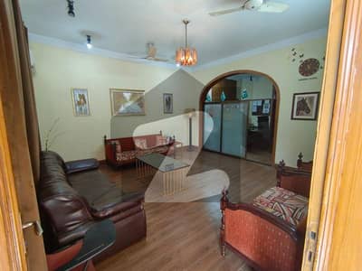 ONE CANAL HOUSE FOR RENT ALAMA IQBAL TOWN, ZEENAT BLOCK