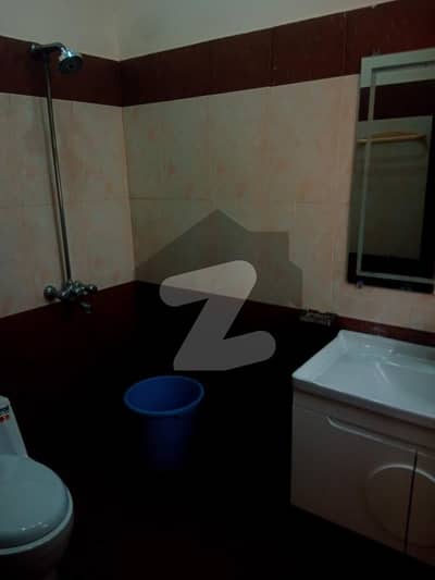 بحریہ ٹاؤن ۔ غزنوی بلاک بحریہ ٹاؤن ۔ سیکٹر ایف,بحریہ ٹاؤن,لاہور میں 3 کمروں کا 10 مرلہ بالائی پورشن 70.0 ہزار میں کرایہ پر دستیاب ہے۔