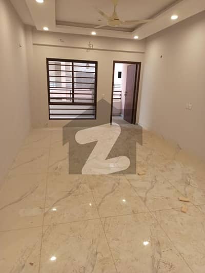 سمیرا اسکائی ٹاور گلزارِ ہجری,سکیم 33,کراچی میں 3 کمروں کا 7 مرلہ فلیٹ 1.65 کروڑ میں برائے فروخت۔