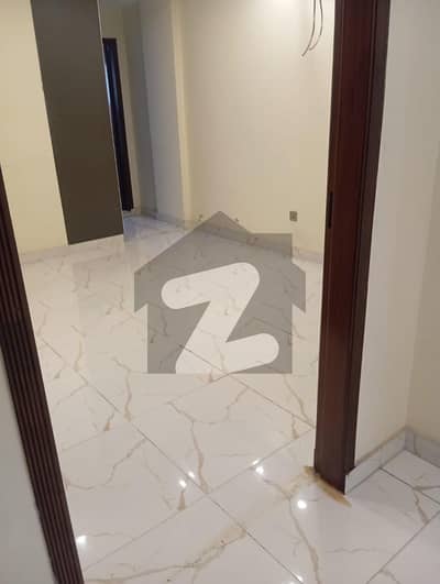 1 Bed Non Furnished Apartment Available For Rent