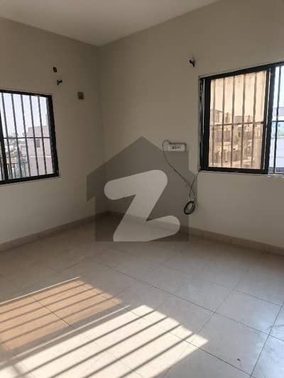 240 Yard House Available For Rent