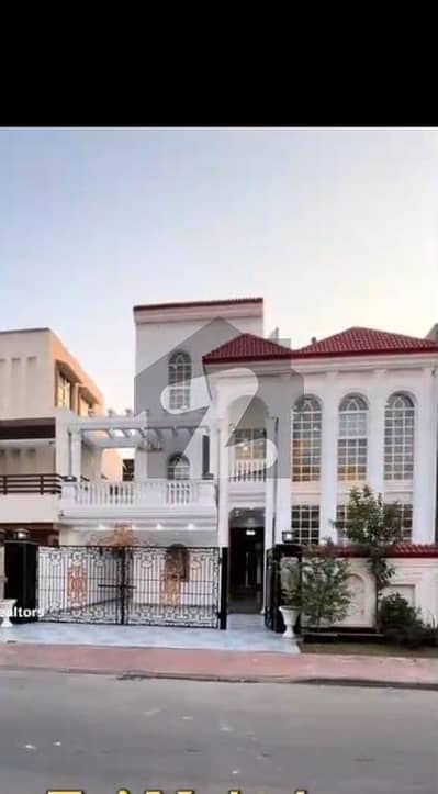 بحریہ آرچرڈ فیز 1 ۔ سینٹرل بحریہ آرچرڈ فیز 1,بحریہ آرچرڈ,لاہور میں 5 کمروں کا 10 مرلہ مکان 4.0 کروڑ میں برائے فروخت۔ بحریہ آرچرڈ فیز 1 ۔ سینٹرل بحریہ آرچرڈ فیز 1,بحریہ آرچرڈ,لاہور میں 5 کمروں کا 10 مرلہ مکان 4.0 کروڑ میں برائے فروخت۔