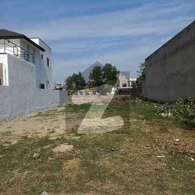 5 marla plot on prime location in L block 5 marla plot on prime location in L block