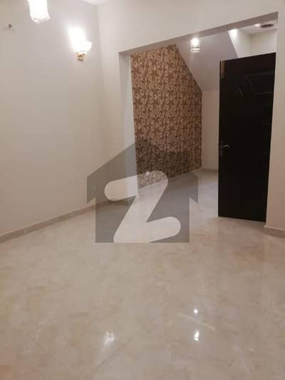 علی پارک کینٹ,لاہور میں 5 کمروں کا 1 کنال زیریں پورشن 85.0 ہزار میں کرایہ پر دستیاب ہے۔