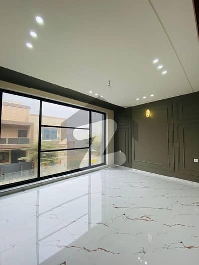 ایڈن آچرڈ فیصل آباد میں 4 کمروں کا 7 مرلہ مکان 3.9 کروڑ میں برائے فروخت۔