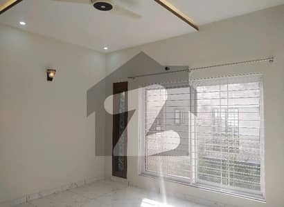 House For sale In Bahria Town Phase 8 - Umer Block