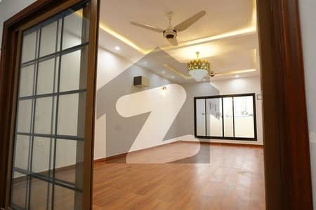 بحریہ ٹاؤن - پریسنٹ 6 بحریہ ٹاؤن کراچی,کراچی میں 5 کمروں کا 11 مرلہ مکان 75.0 ہزار میں کرایہ پر دستیاب ہے۔ بحریہ ٹاؤن - پریسنٹ 6 بحریہ ٹاؤن کراچی,کراچی میں 5 کمروں کا 11 مرلہ مکان 75.0 ہزار میں کرایہ پر دستیاب ہے۔