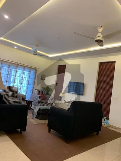 Corner House Prime Location Investor Price For 20 Marla House For Sale