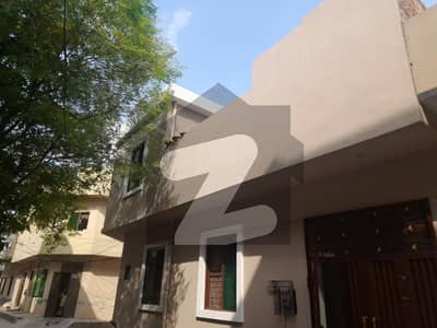 Beautiful Corner House For Sale Ready For Big Family Or Rental Purpose Beautiful Corner House For Sale Ready For Big Family Or Rental Purpose