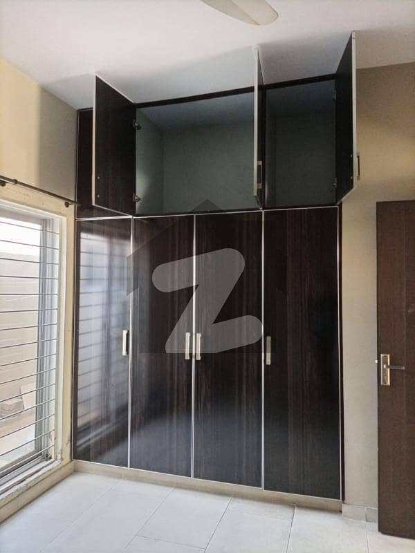 لیک سٹی میڈوز لاہور میں 3 کمروں کا 5 مرلہ مکان 90.0 ہزار میں کرایہ پر دستیاب ہے۔ لیک سٹی میڈوز لاہور میں 3 کمروں کا 5 مرلہ مکان 90.0 ہزار میں کرایہ پر دستیاب ہے۔