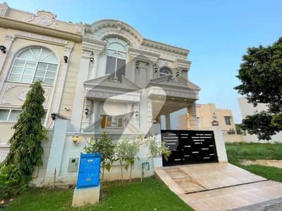 ڈی ایچ اے 9 ٹاؤن ڈیفنس (ڈی ایچ اے),لاہور میں 3 کمروں کا 5 مرلہ مکان 3.1 کروڑ میں برائے فروخت۔ ڈی ایچ اے 9 ٹاؤن ڈیفنس (ڈی ایچ اے),لاہور میں 3 کمروں کا 5 مرلہ مکان 3.1 کروڑ میں برائے فروخت۔