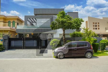 PHASE 6 1-KANAL BRAND NEW FULLY MAINTAINED BUNGALOW IS AVAILABLE FOR SALE