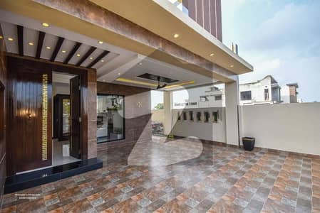 1 kanal Brand New Luxury House Available For Rent