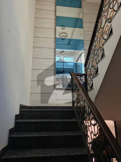 1 KANAL LUXURY UPPER PORTION FOR RENT IN WAPDA TOWN PHASE 1