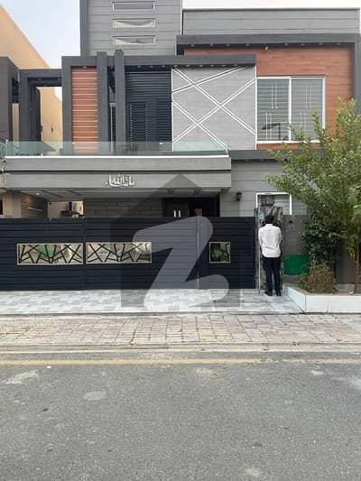 Vip 10 Marla Luxury Non Furnished Lower Portion Available For Rent In Bahria Town Lahore Vip 10 Marla Luxury Non Furnished Lower Portion Available For Rent In Bahria Town Lahore