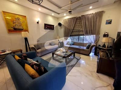 10 Marla Near Raya Slightly Used Bungalow For Sale 10 Marla Near Raya Slightly Used Bungalow For Sale