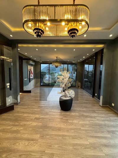 ڈی ایچ اے فیز 2 - سیکٹر ای ڈی ایچ اے ڈیفینس فیز 2,ڈی ایچ اے ڈیفینس,اسلام آباد میں 6 کمروں کا 1 کنال مکان 4.2 لاکھ میں کرایہ پر دستیاب ہے۔