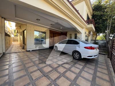 بحریہ انکلیو - سیکٹر اے بحریہ انکلیو,بحریہ ٹاؤن,اسلام آباد میں 2 کمروں کا 10 مرلہ زیریں پورشن 80.0 ہزار میں کرایہ پر دستیاب ہے۔