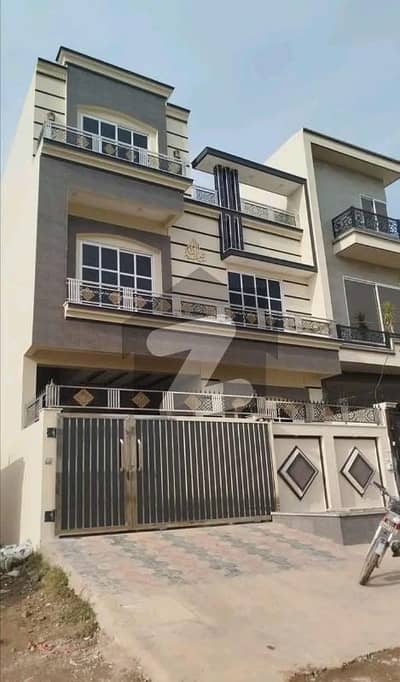 آئی ۔ 11 اسلام آباد میں 5 کمروں کا 4 مرلہ مکان 1.1 لاکھ میں کرایہ پر دستیاب ہے۔