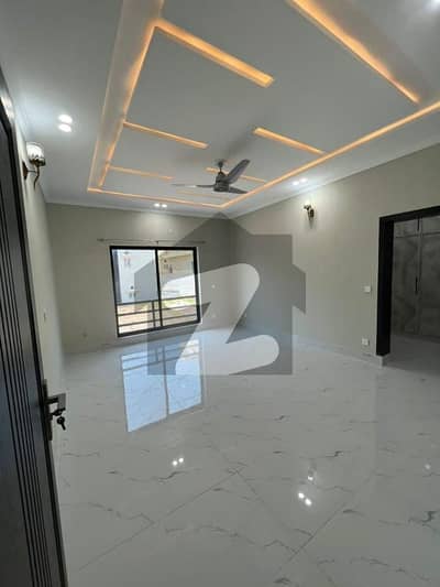 Kanal Brand New Designer Upper Portion For Rent