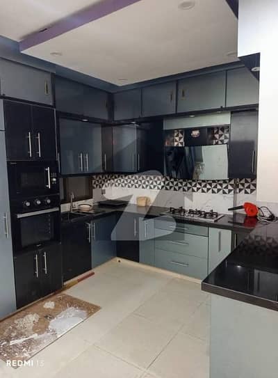 2 bed dd flat available for sale in Gulshan block 7 lift car parking kda lease