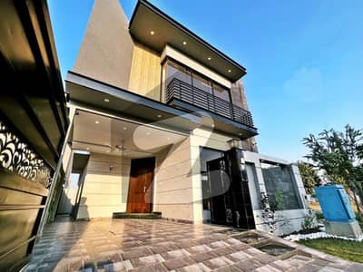 ڈی ایچ اے 9 ٹاؤن ڈیفنس (ڈی ایچ اے),لاہور میں 3 کمروں کا 5 مرلہ مکان 2.9 کروڑ میں برائے فروخت۔ ڈی ایچ اے 9 ٹاؤن ڈیفنس (ڈی ایچ اے),لاہور میں 3 کمروں کا 5 مرلہ مکان 2.9 کروڑ میں برائے فروخت۔