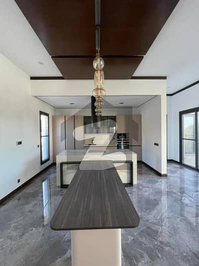 PRIME SILENT COMMERCIAL 5-ROOM MEZANINE FLOOR FOR RENT GULSHAN-E-IQBAL BLOCK 13/D1 | MAIN 60 FT ROAD