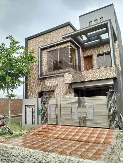 Vip 5 Marla Luxury Non Furnished House Available For Rent In Bahria Town Lahore