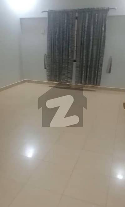 بہادر آباد گلشنِ اقبال ٹاؤن,کراچی میں 4 کمروں کا 9 مرلہ فلیٹ 1.6 لاکھ میں کرایہ پر دستیاب ہے۔