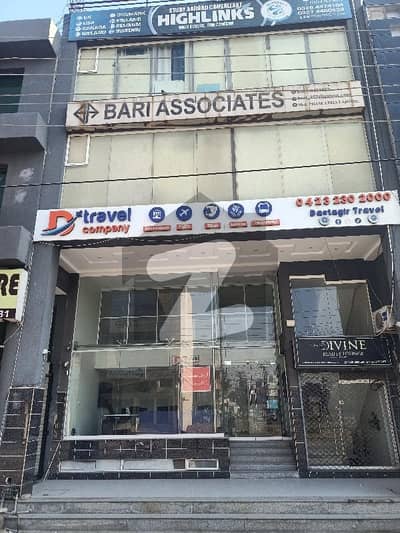 ڈی ایچ اے فیز 1 - بلاک کے فیز 1,ڈیفنس (ڈی ایچ اے),لاہور میں 4 مرلہ دکان 2.0 لاکھ میں کرایہ پر دستیاب ہے۔